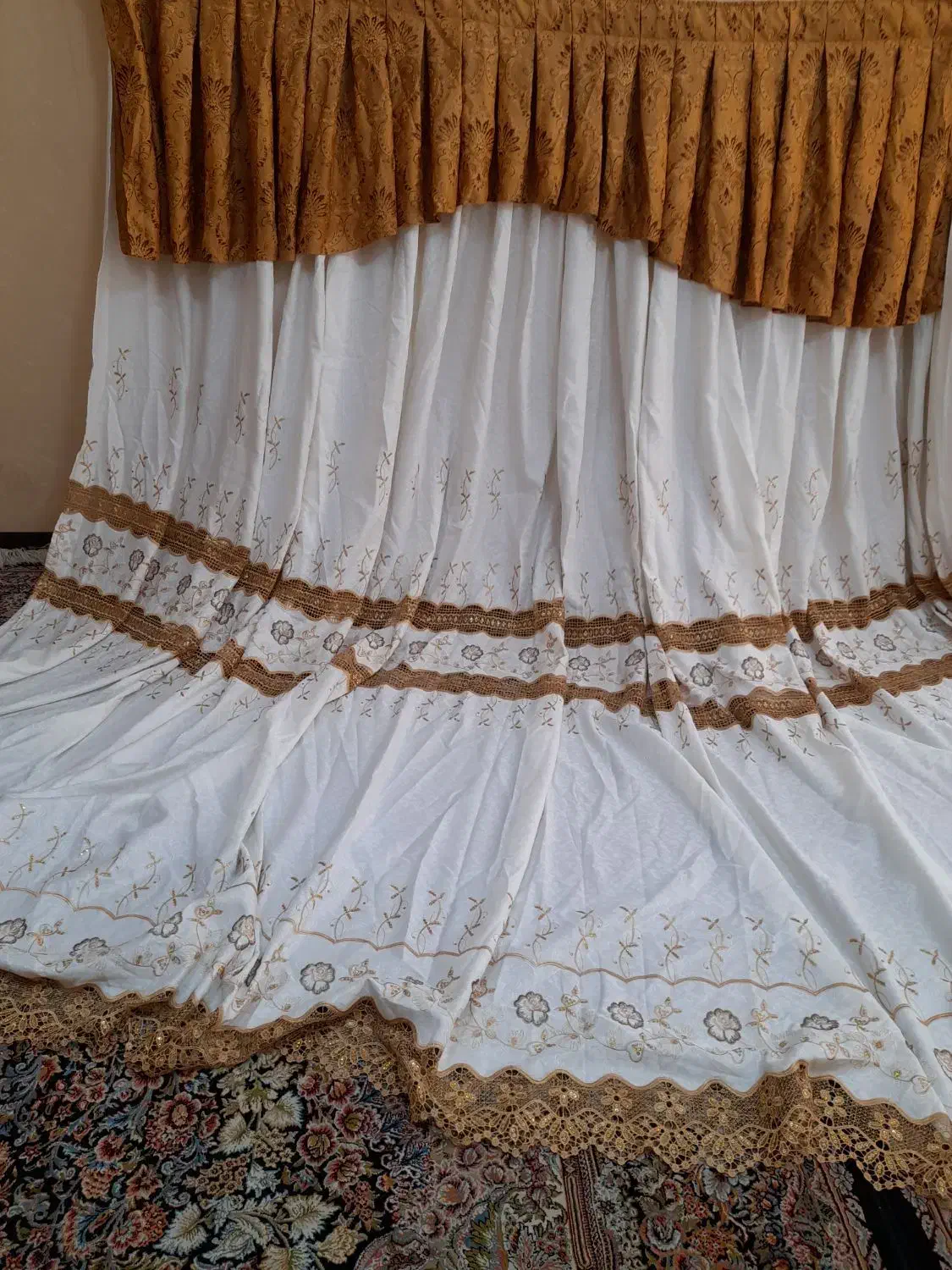 پرده|پرده، رانر، رومیزی|شیراز, ریشمک|دیوار