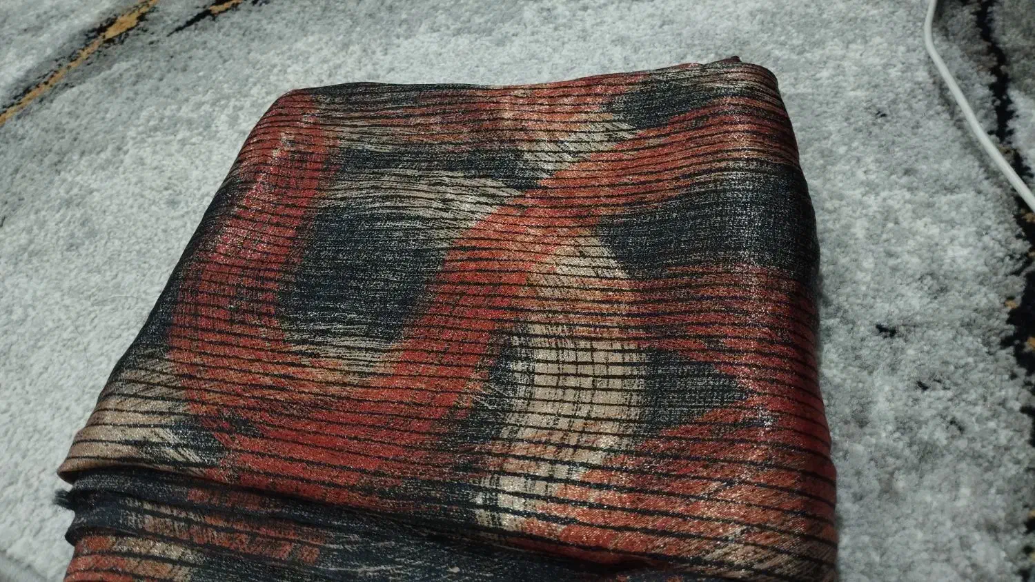 قواره کراس|لباس|بانه, |دیوار