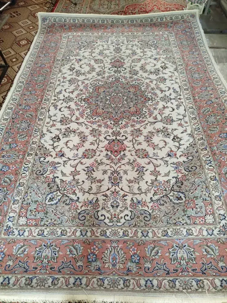 فرش دستباف خوش نقش|فرش|یزد, |دیوار