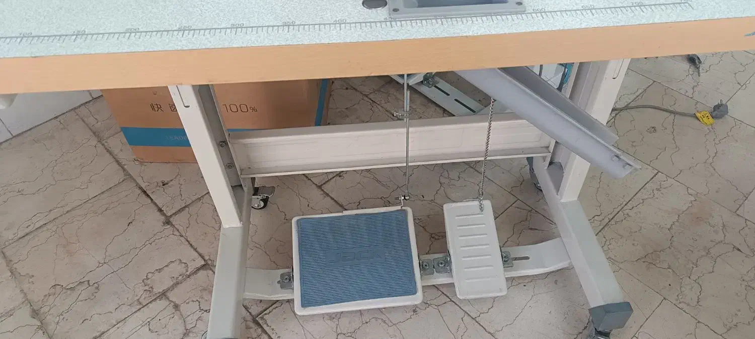 چرخ خیاطی سردوز چهارنخ|چرخ خیاطی و ریسندگی|بروجرد, |دیوار