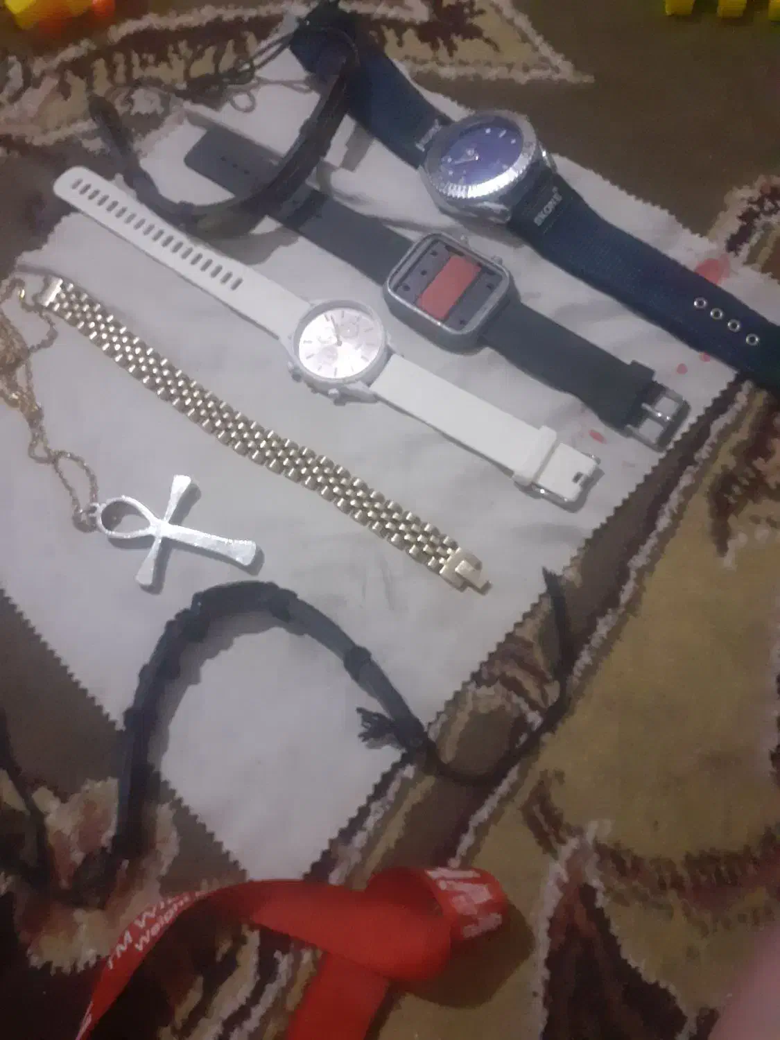 ساعت و دستبند گردنبند|ساعت|اقبالیه, |دیوار