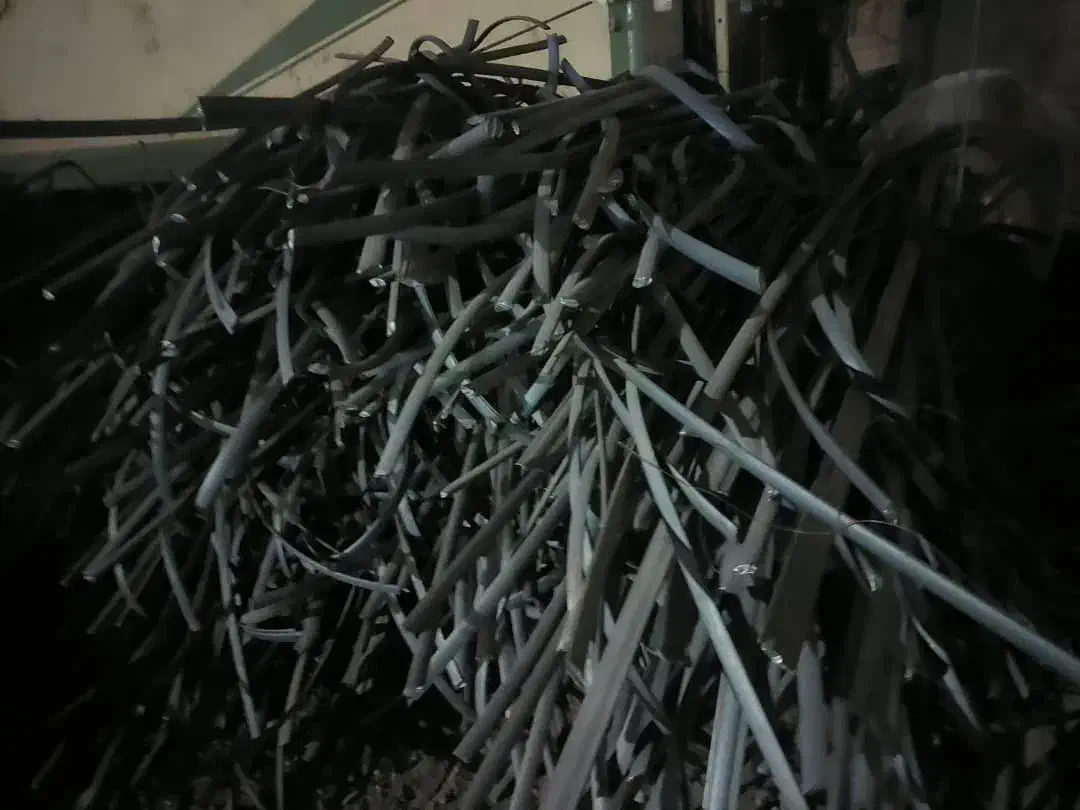 کارگر ساده جهت کار در زمینه آهن فروشی|استخدام معماری، عمران و ساختمانی|شهریار, شهرک بهاران (ویره)|دیوار