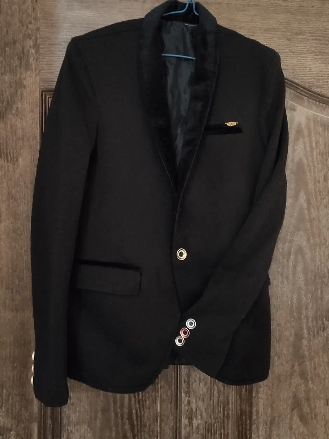 کت تک اسپورت|لباس|شیراز, کاراندیش|دیوار