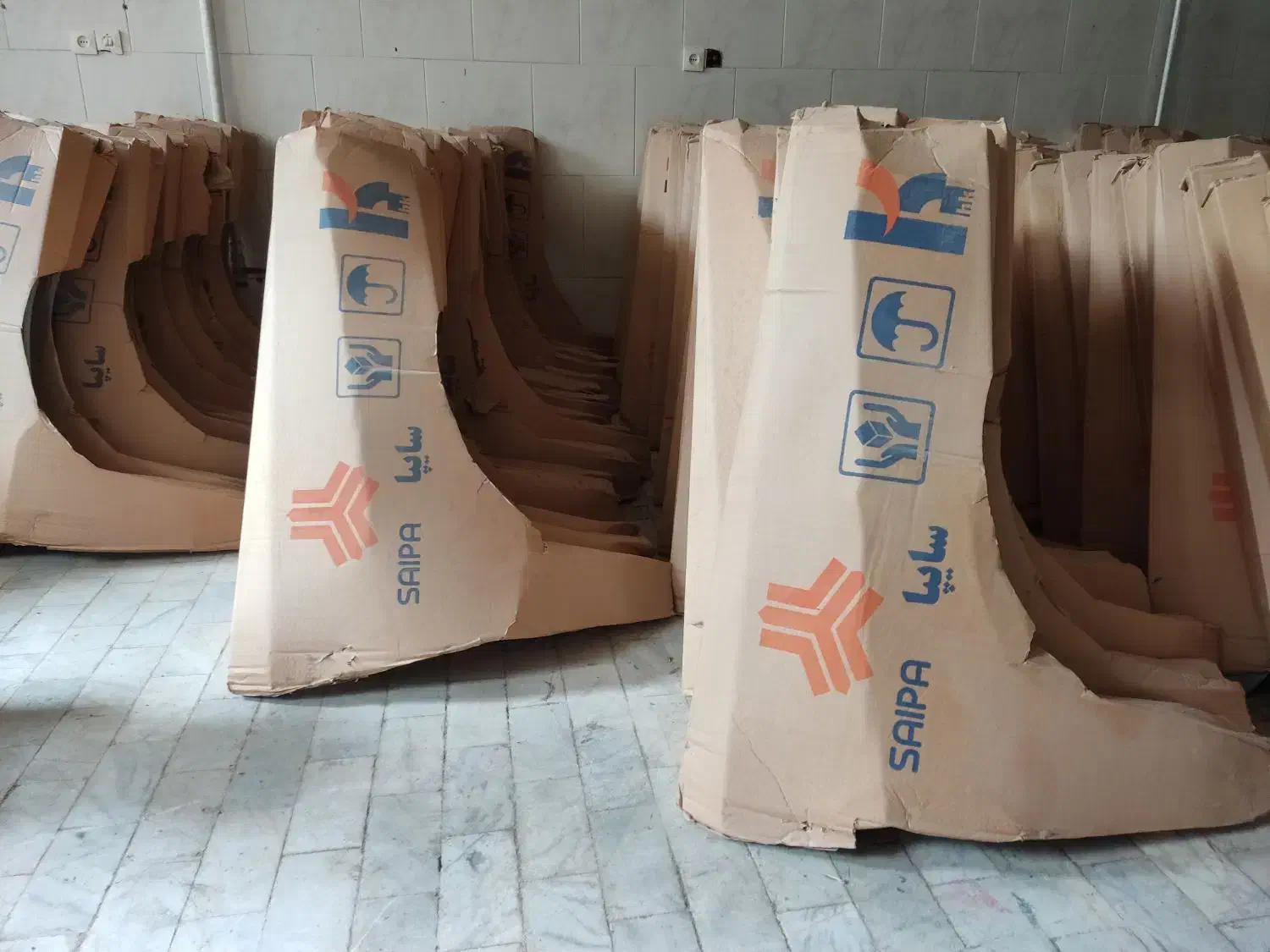 گلگیر جلو پراید همگام|قطعات یدکی و لوازم جانبی|یزد, |دیوار