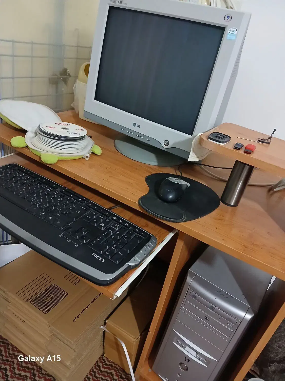 کامپیوتر|رایانه رومیزی|زبرخان, |دیوار