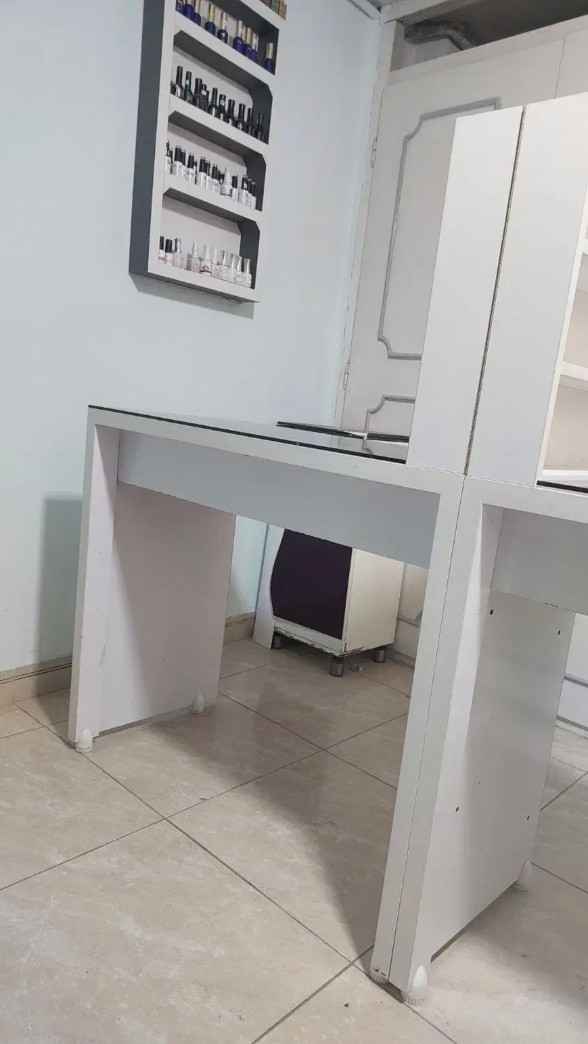 میز|مبلمان اداری|اراک, |دیوار