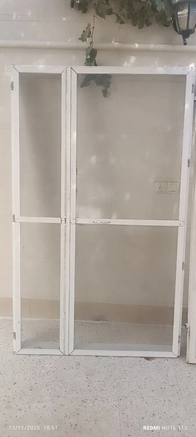 درب فلزی با شیشه دو جداره  و درب توری|مصالح و تجهیزات ساختمان|کرمان, |دیوار