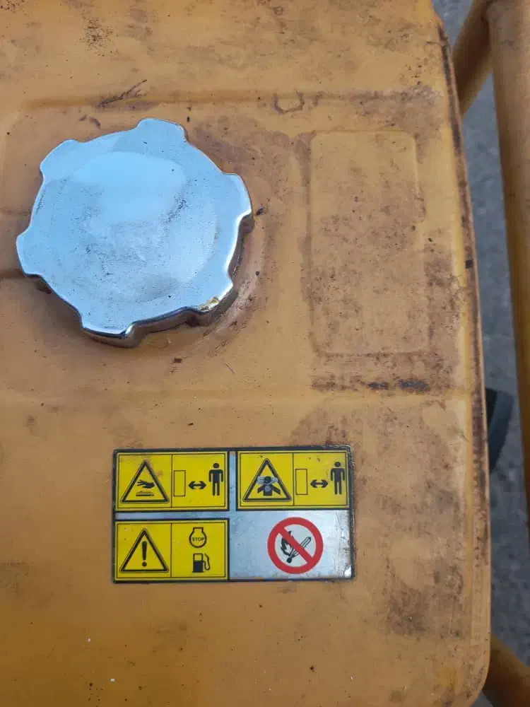 ویبره بتن روبین اصل ژاپنی|ماشین‌آلات صنعتی|بندر انزلی, متروپل|دیوار