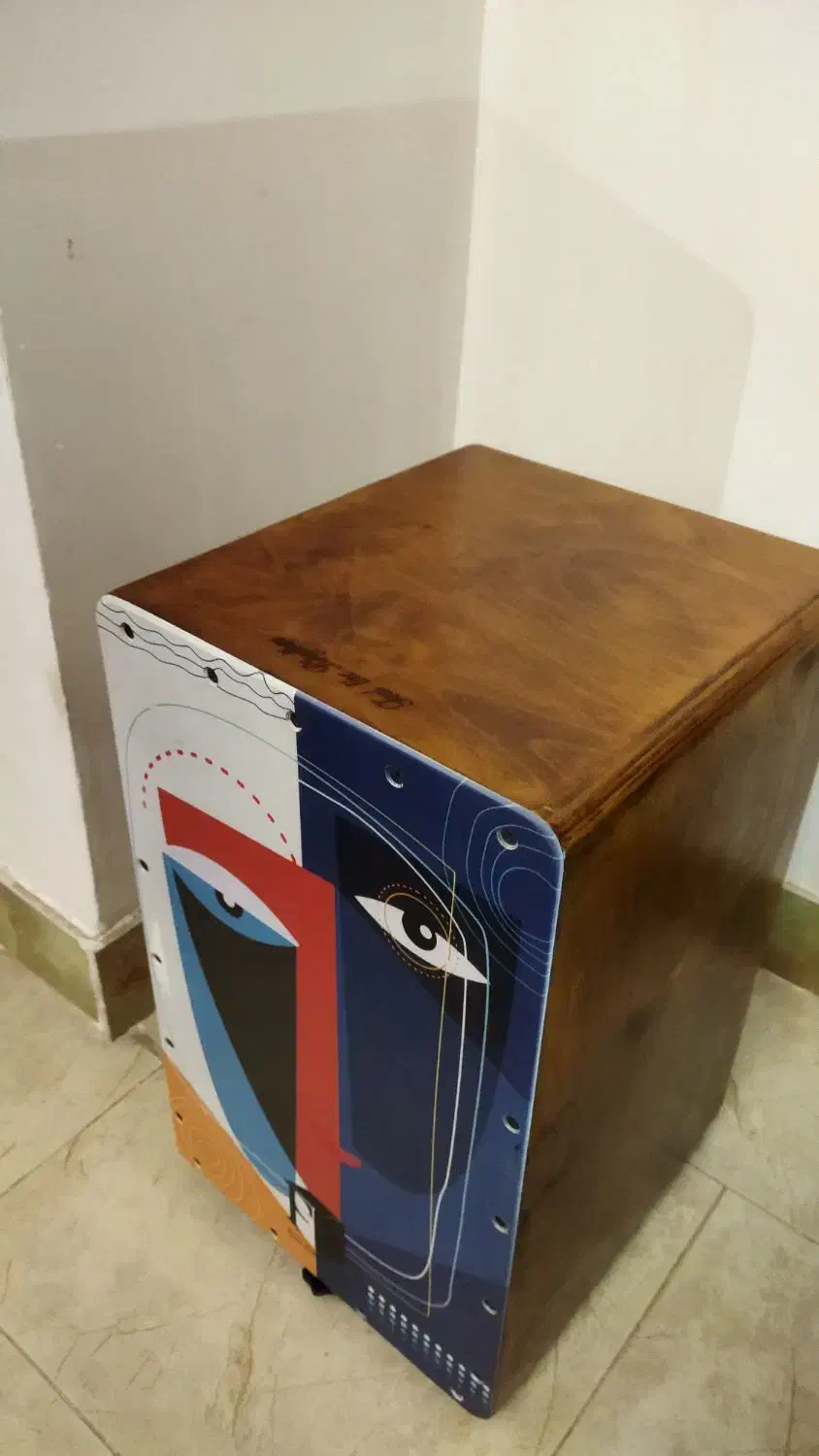 کاخن فیدا|درام و پرکاشن|کرج, گلستان|دیوار