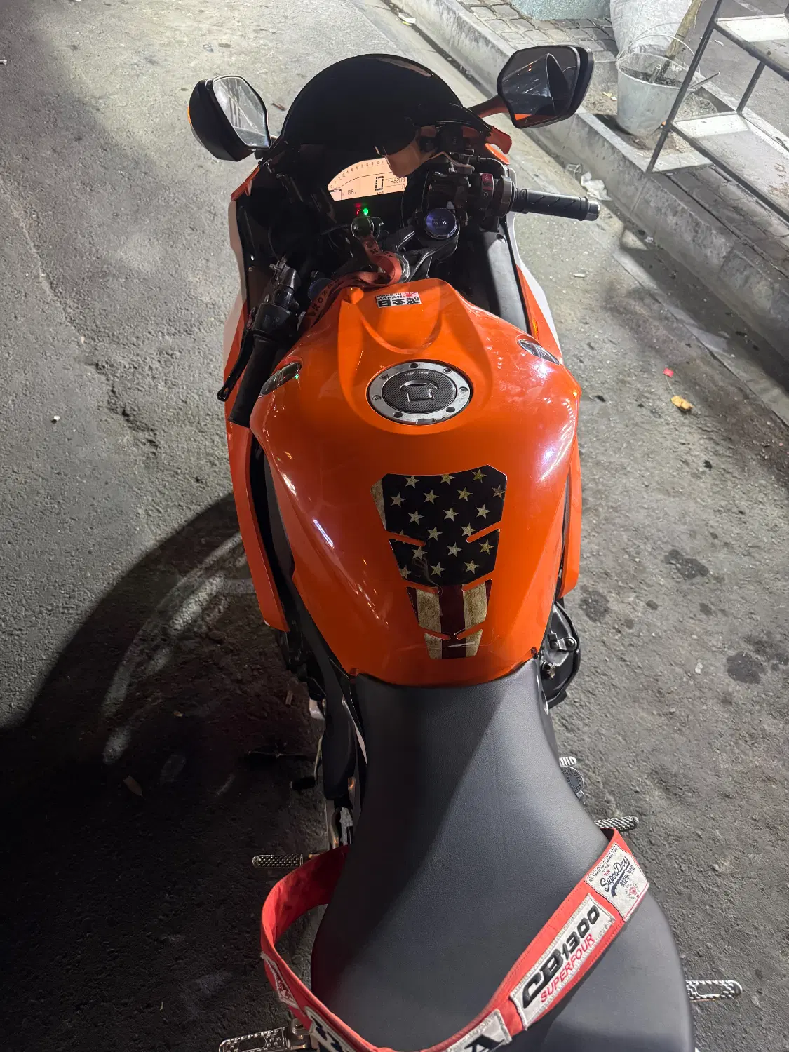 Cbr 1000|موتورسیکلت|تهران, صد دستگاه|دیوار