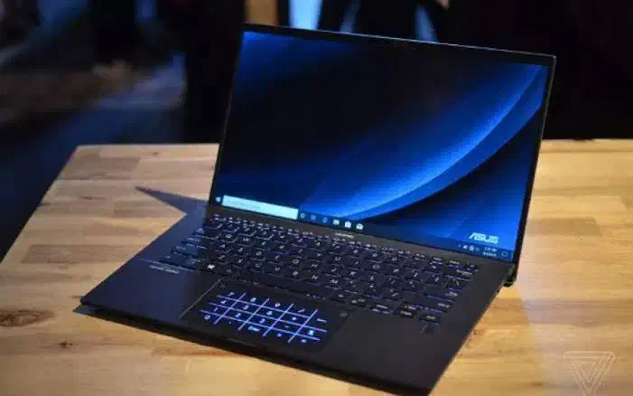 لب تاپ|رایانه همراه|مرودشت, استادیوم‎|دیوار