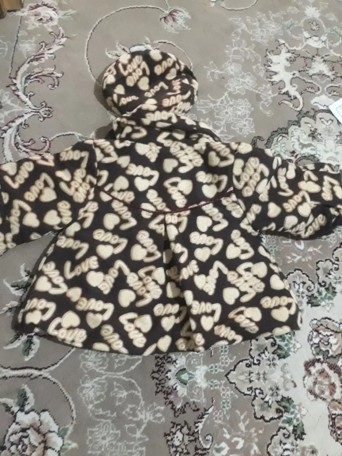 تعدادی سرهمی و کاپشن   شنل|کفش و لباس بچه|ماهدشت, |دیوار