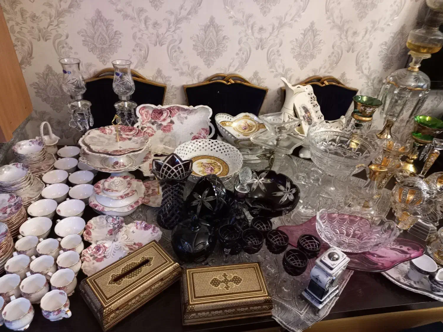 سماور قابلمه بخارشو چینی و کلی از لوازم فوری|سماور، چای‌ساز، قهوه‌ساز|اصفهان, مرداویج|دیوار