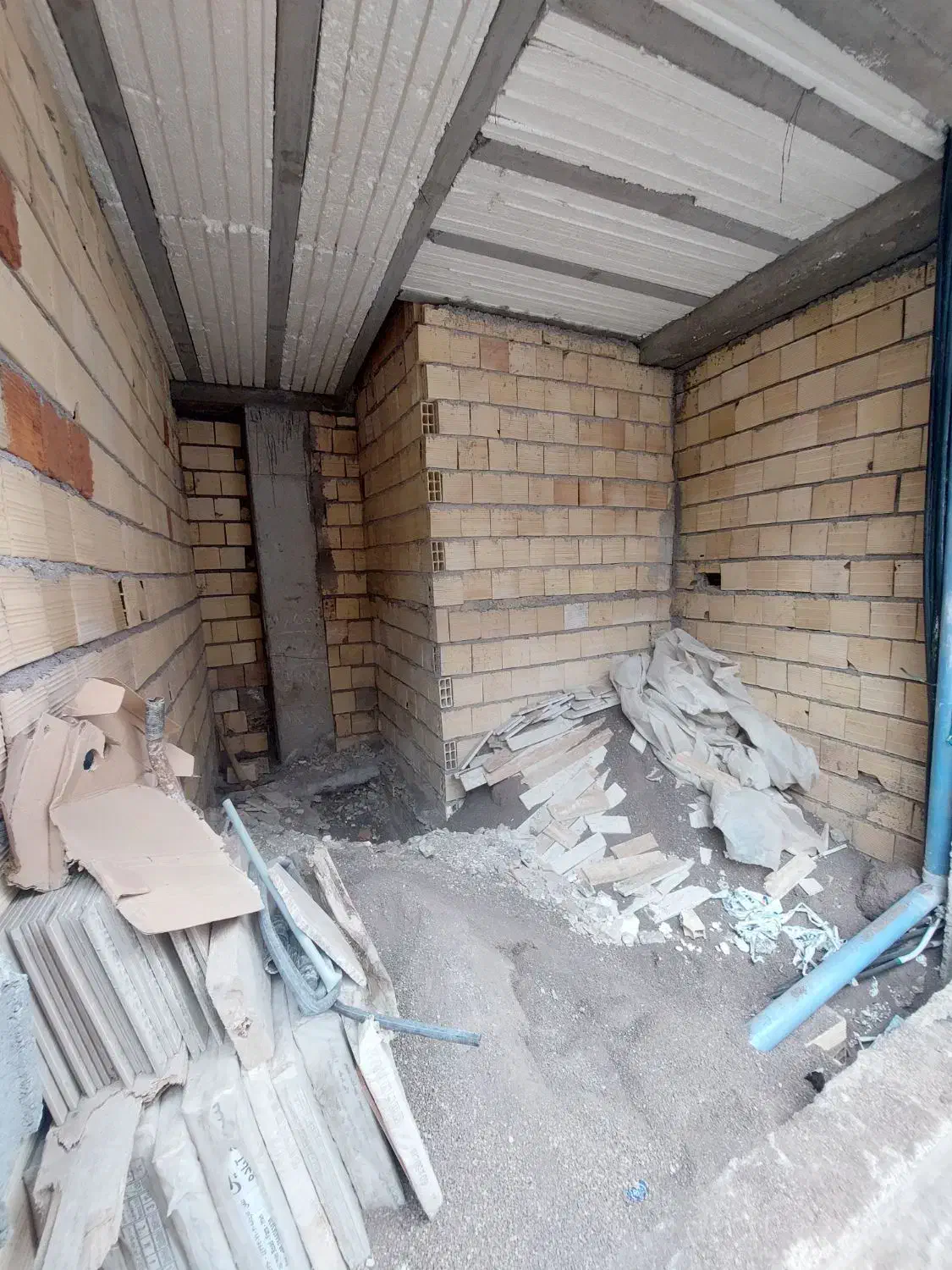 مغازه ۹ متری کوچه پژمان|فروش مغازه و غرفه|رشت, شهرک شهید مفتح|دیوار