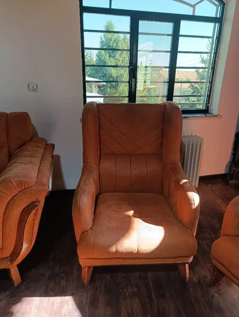 مبلمان ۷ نفره در حد نو|مبلمان خانگی و میز عسلی|کلاردشت, |دیوار