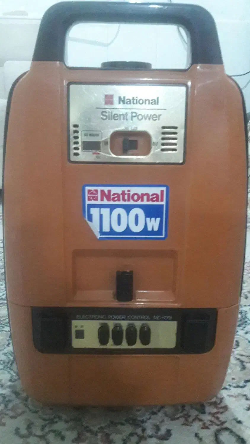 یک عدد جارو برقی ناسیونال 1100w|جاروبرقی، جارو شارژی، بخارشو|اصفهان, پوریای ولی|دیوار