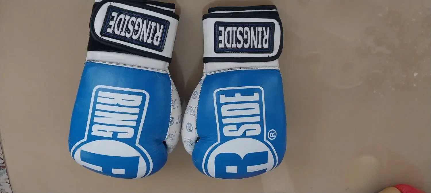 دستکش چرم رینگ ساید در حد نو|تجهیزات ورزشی|ری, شهید غیوری (ابن باویه)|دیوار