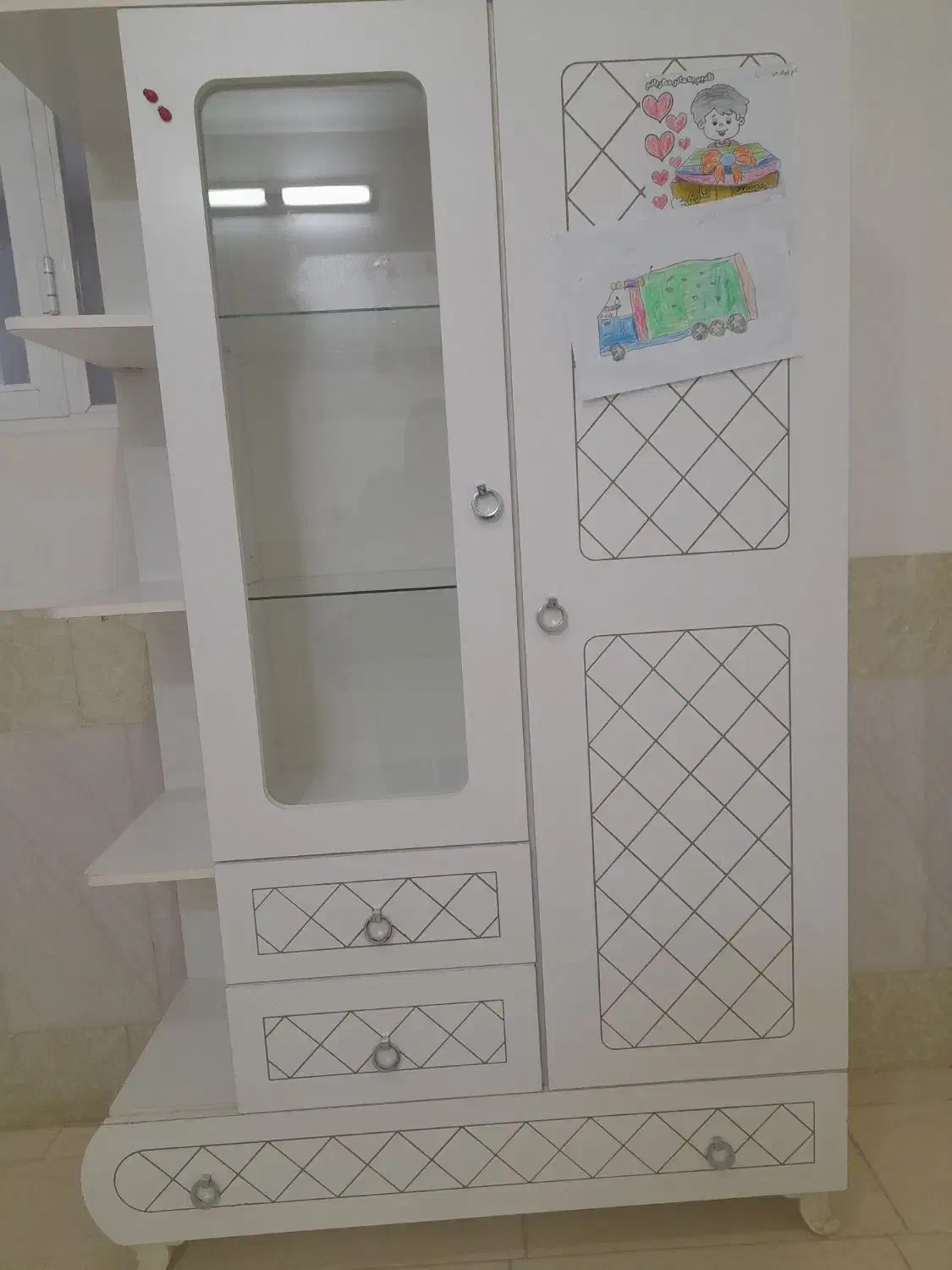 کمدوویترین بچه|اسباب و اثاث بچه|بوئین و میاندشت, |دیوار