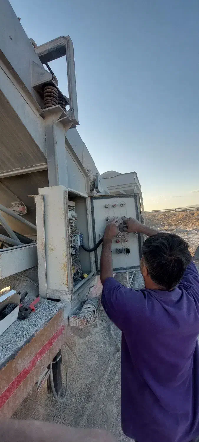 خدمات برق صنعتی|خدمات پیشه و مهارت|ابهر, |دیوار