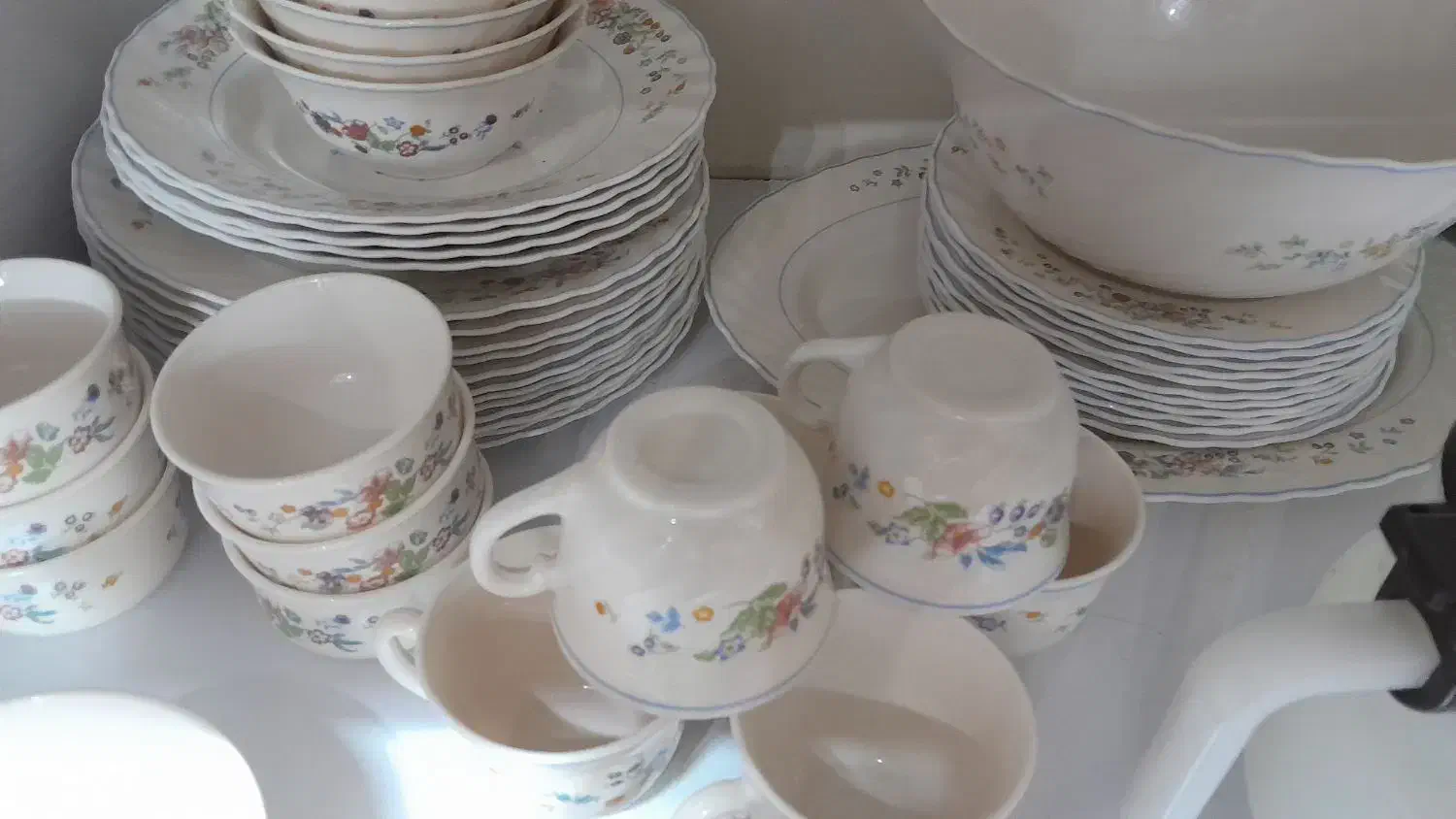 ارکوپال|ظروف سرو و پذیرایی|یزد, |دیوار