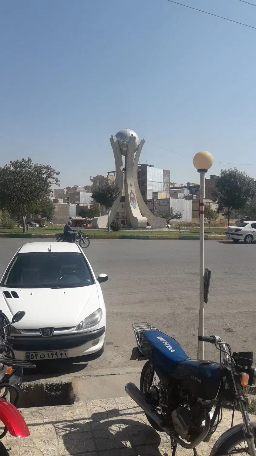 مغازه میدان لولو|اجارهٔ مغازه و غرفه|بروجرد, |دیوار
