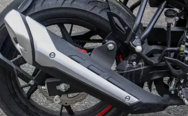 اگزوز بنلی 180s|قطعات یدکی و لوازم جانبی|هشتگرد, شهرک وحدت|دیوار