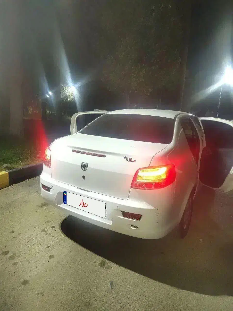 رانا پلاس ۴۰۲|خودرو سواری و وانت|قم, مسجد امام حسن|دیوار