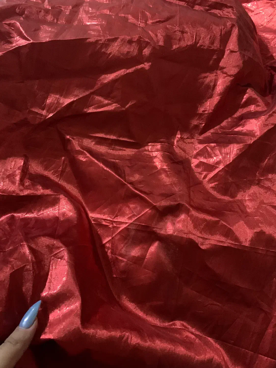 پارچه کاغذی|لباس|مریوان, |دیوار