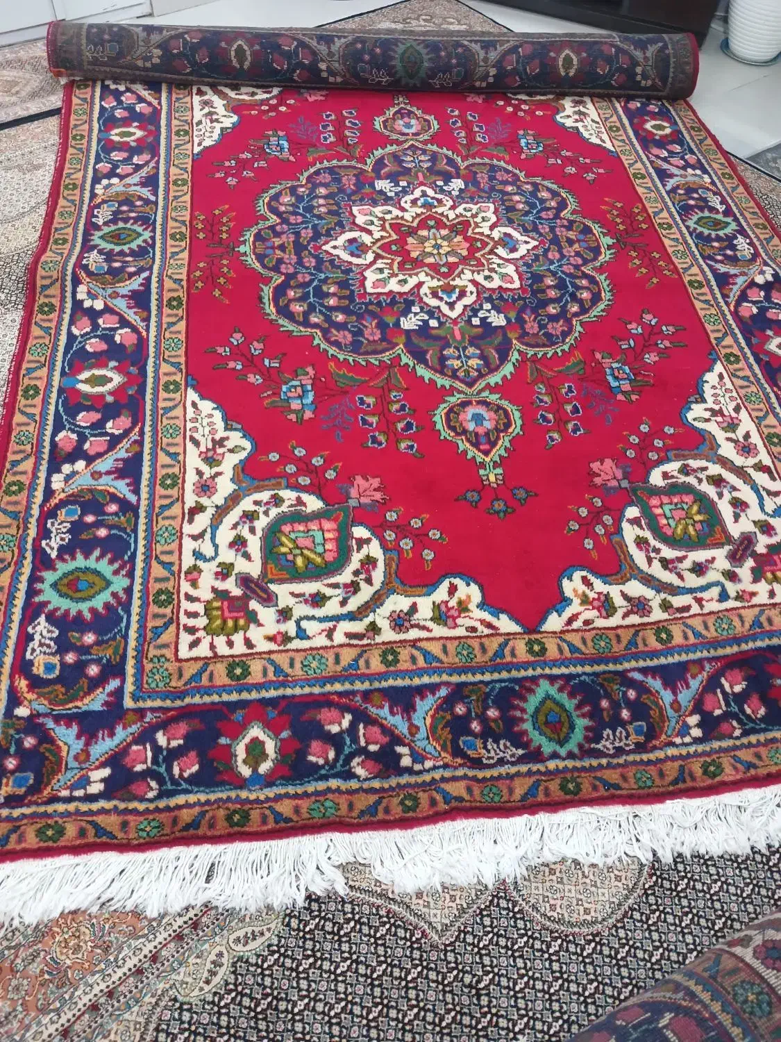 فرش دست باف|فرش|خوی, |دیوار