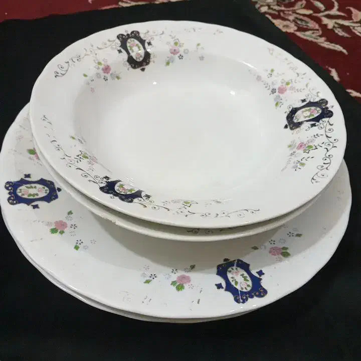 بشقاب چینی|ظروف سرو و پذیرایی|بوشهر, |دیوار