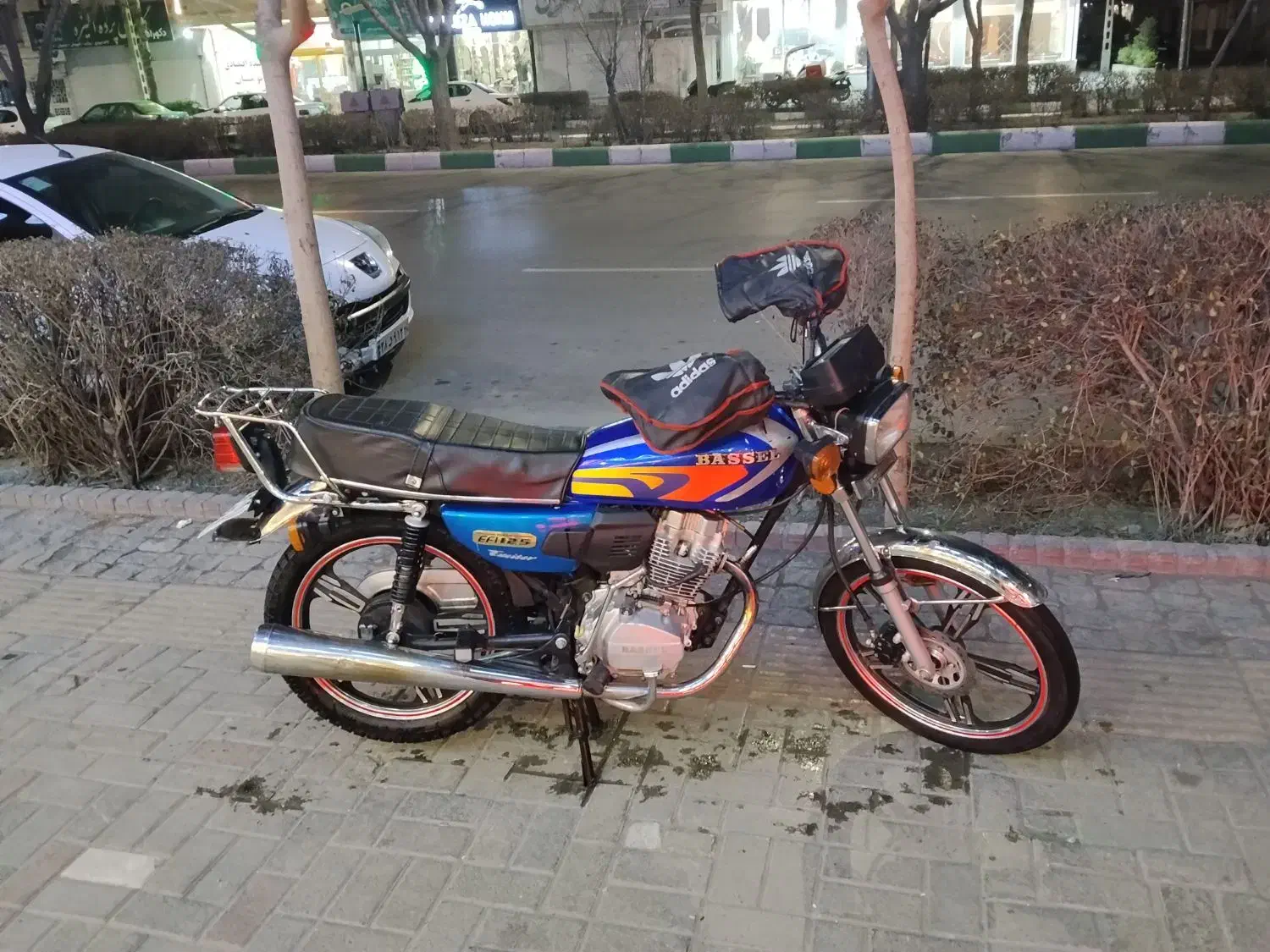 متور 125مدل1401|موتورسیکلت|مشهد, کلاهدوز|دیوار