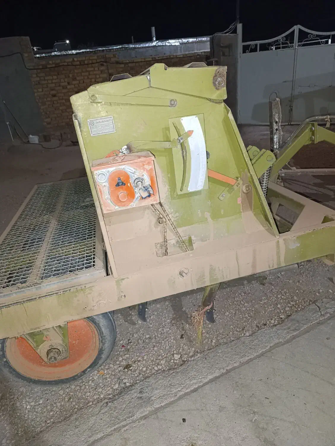 کشتگستر|قطعات یدکی و لوازم جانبی|قیدار, |دیوار