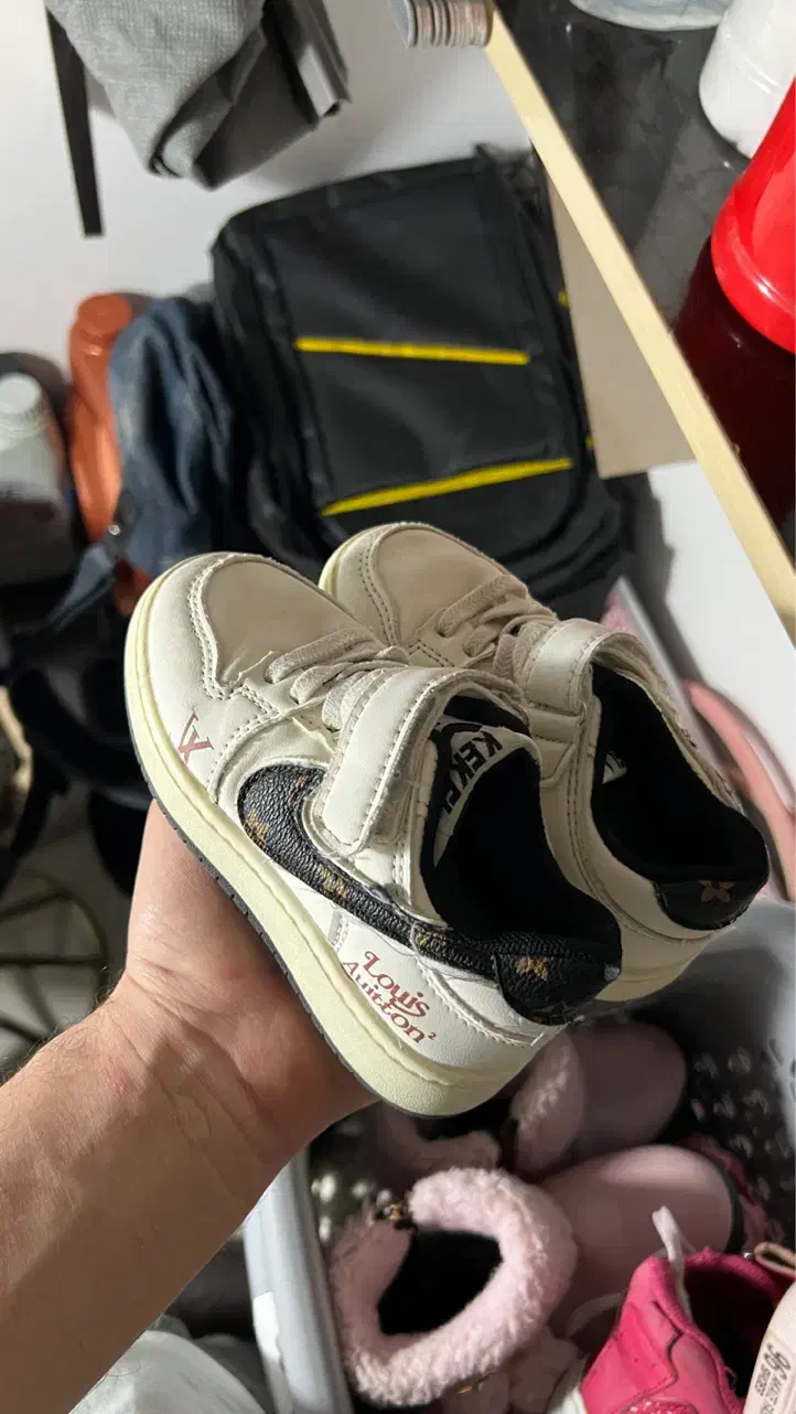 کفش بچگانه|کفش و لباس بچه|کرمانشاه, |دیوار