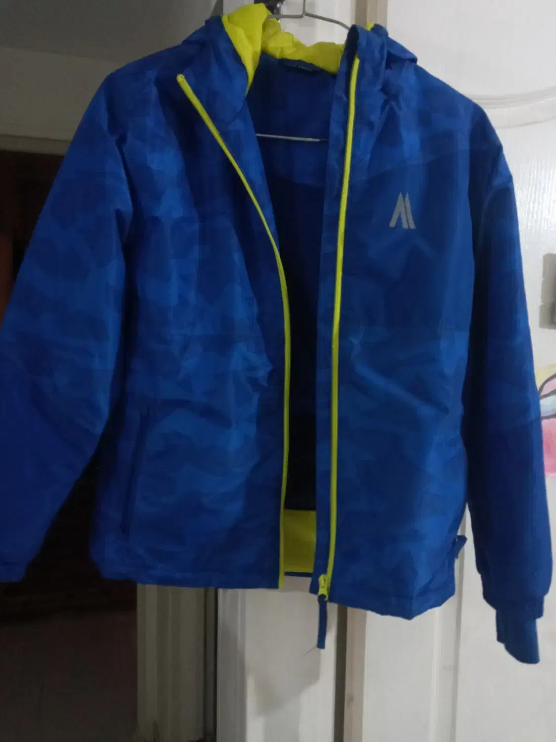 کاپشن cerevit آلمان|لباس|محمدشهر, شهرک پیام (مهرالبرز)|دیوار