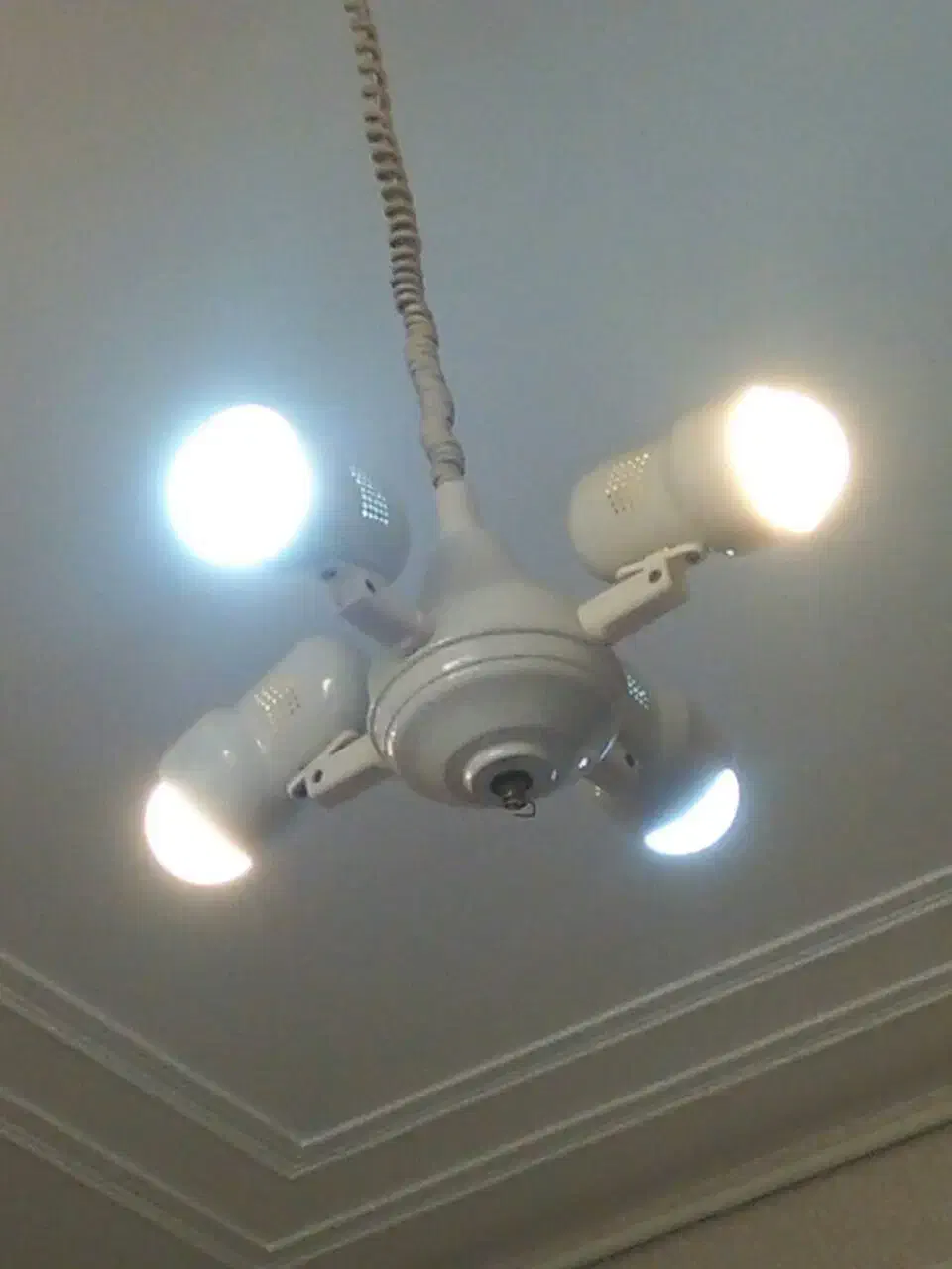 لوسترگردکریستالی شیک|لوستر و چراغ آویز|قم, سعادتی|دیوار