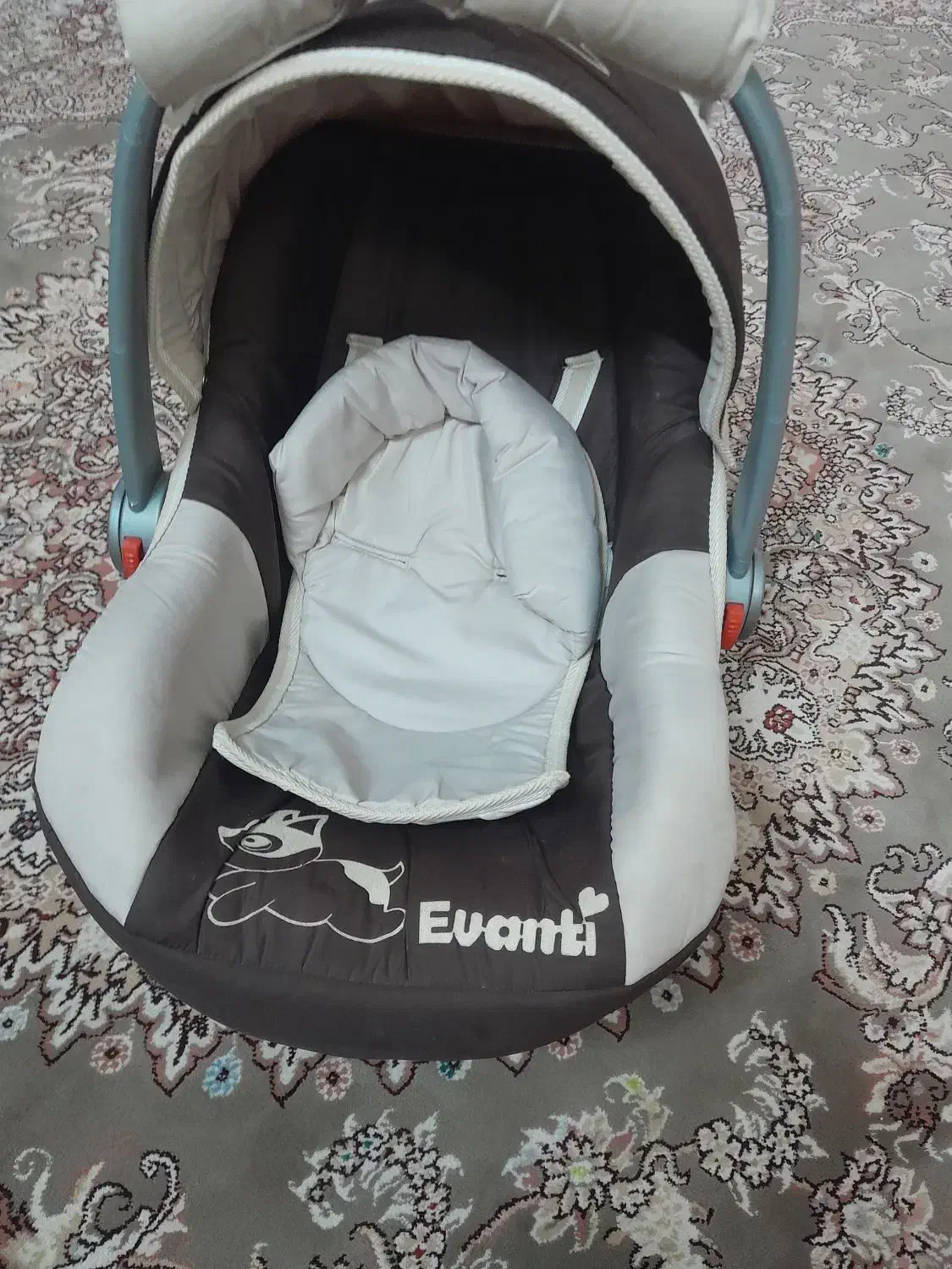 کریردرحدنو|اسباب و اثاث بچه|آران و بیدگل, |دیوار