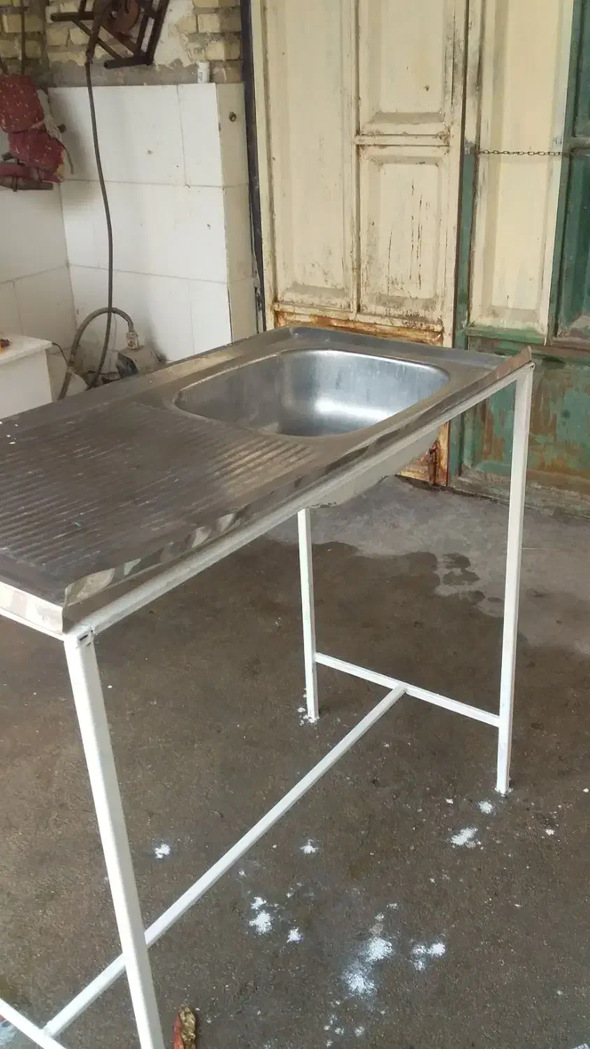 سینگ|آبچکان و نظمدهنده ظروف|بهبهان, |دیوار