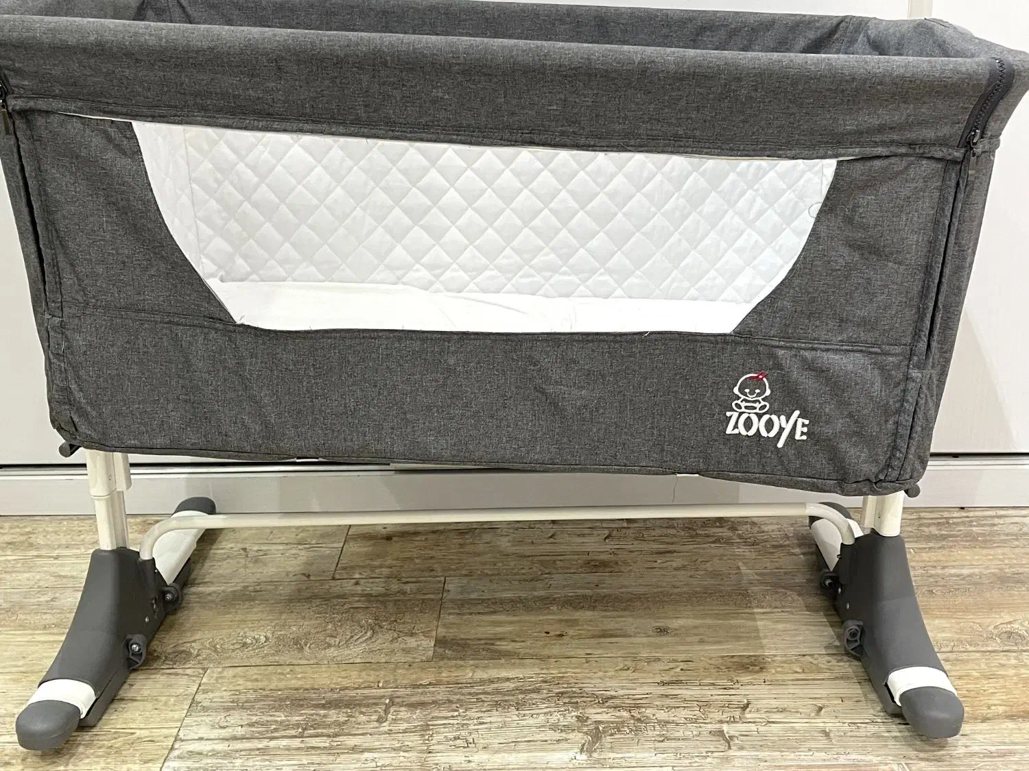 تخت نوزادو کودک|تخت و صندلی بچه|قائم‌شهر, |دیوار