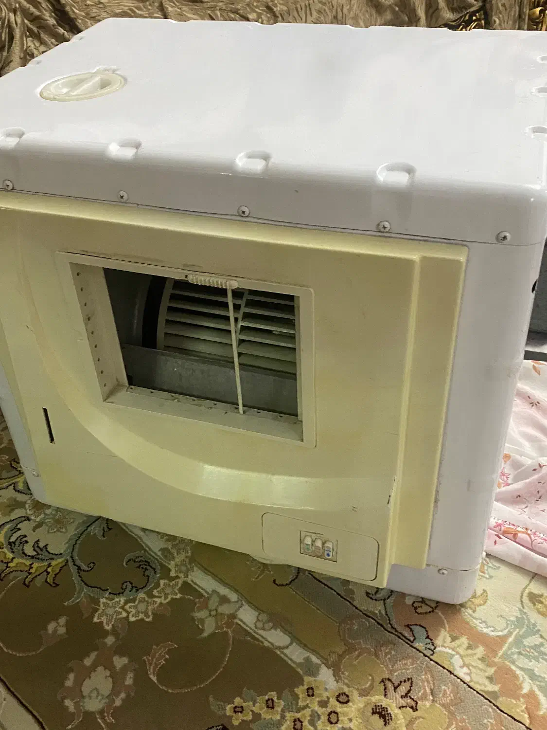 کولرآبی|کولر آبی|تبریز, |دیوار