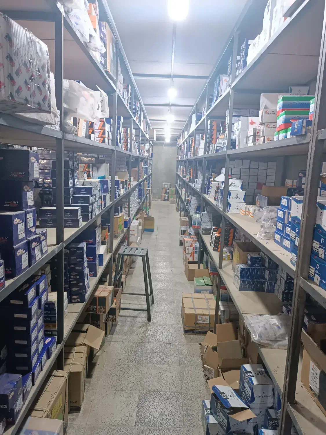 منشی پخش لوازم یدکی|استخدام بازاریابی و فروش|ملایر, |دیوار