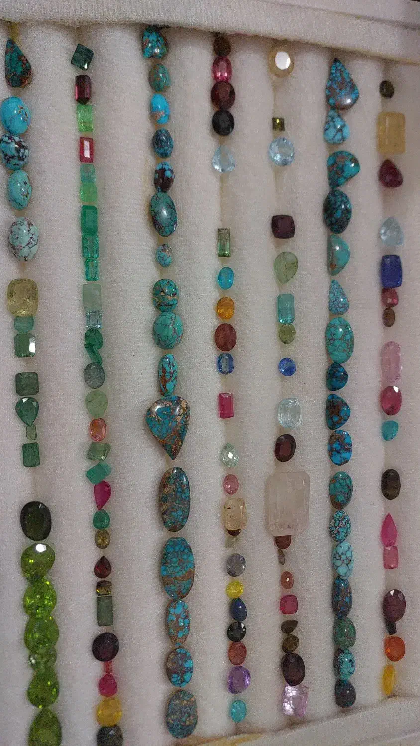 یاقوت زمرد تورمالین اکوامارین|جواهرات|اصفهان, بوستان ناژوان|دیوار