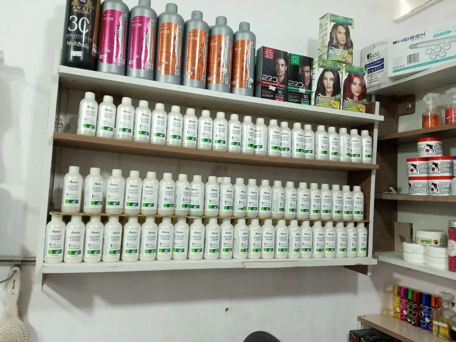 ویترین و صندلی|بوفه، ویترین، کنسول|نقده, |دیوار