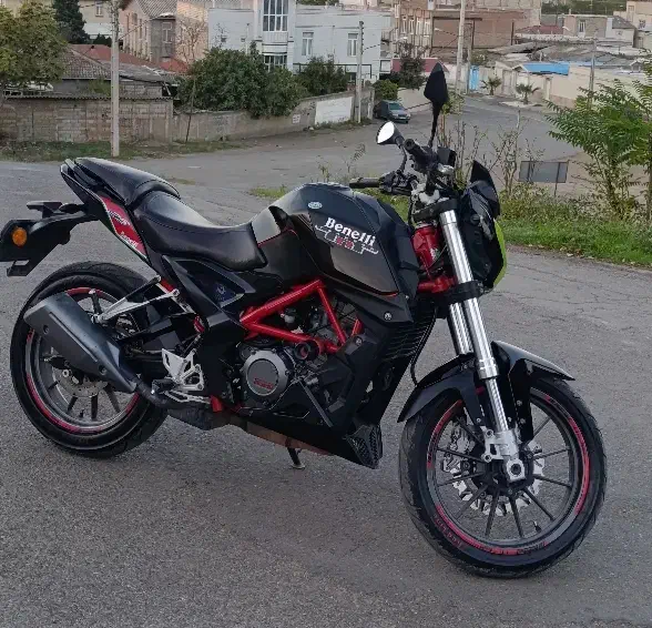 بنلی ۲۵۰ تک وارداتی|موتورسیکلت|اردبیل, |دیوار