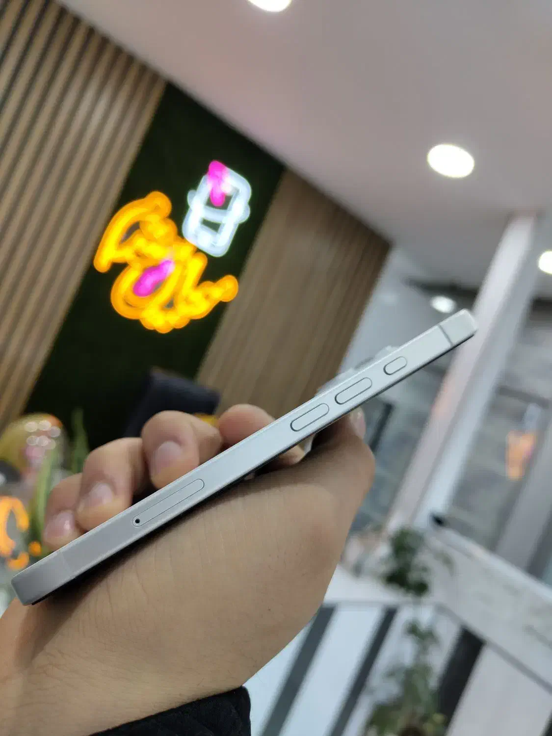 آیفون ۱۶ نرمال کارکرده|موبایل|پاکدشت, پاکدشت (مامازند)|دیوار