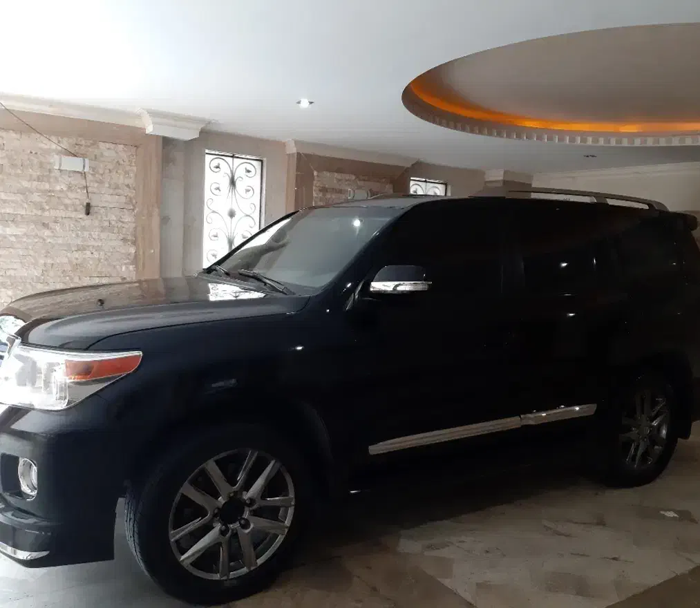 لندکروز ۲۰۱۳ در حد|خودرو سواری و وانت|تهران, آجودانیه|دیوار