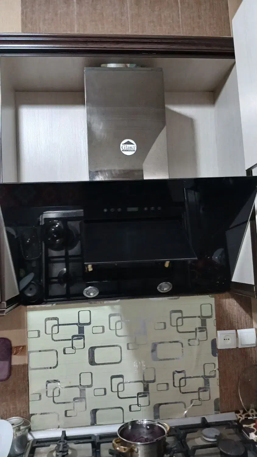 هود گلن|هود|قم, انسجام|دیوار