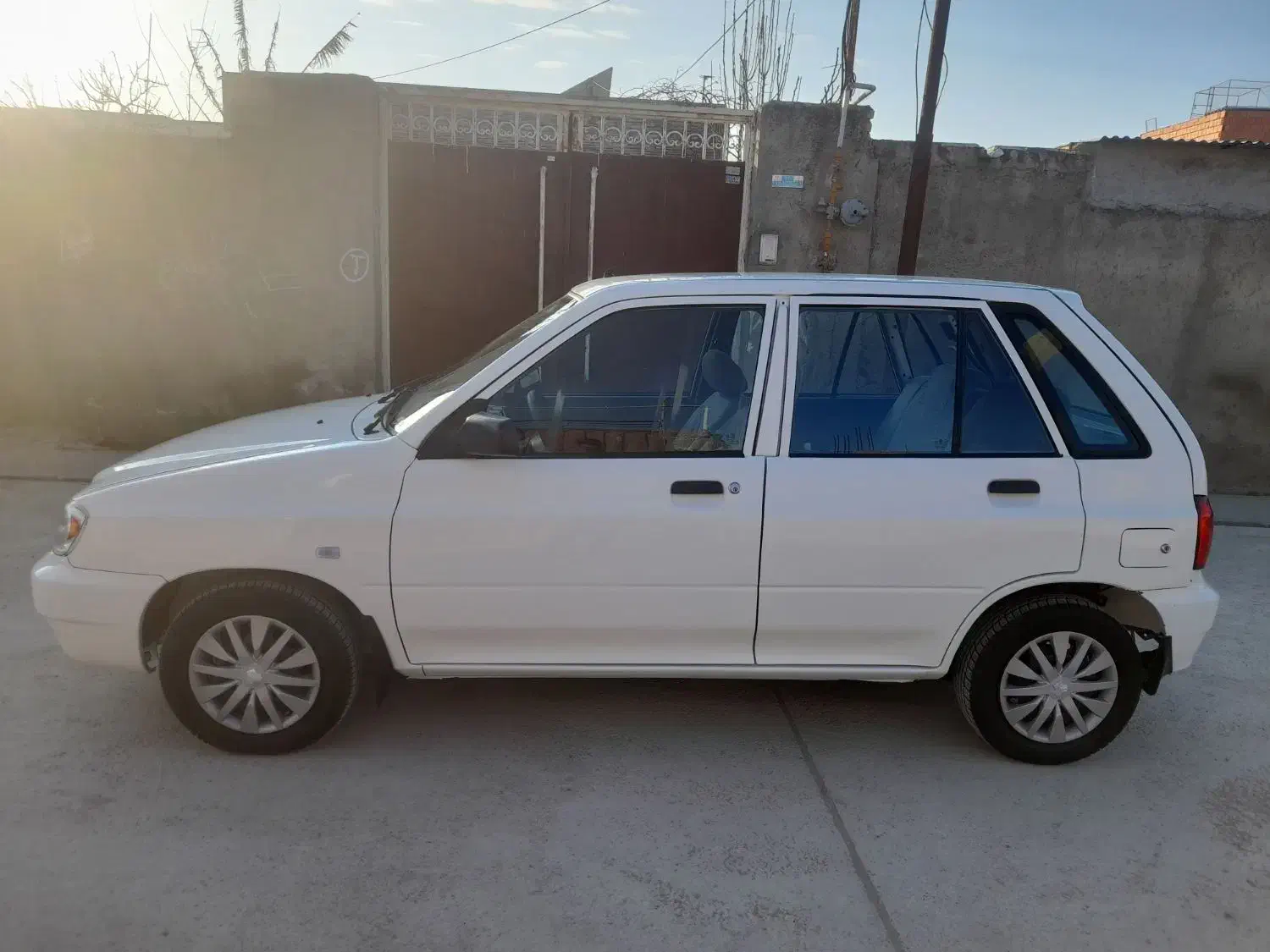 پراید۱۱۱ درحد خشک مدل ۹۱|خودرو سواری و وانت|گنبد کاووس, |دیوار