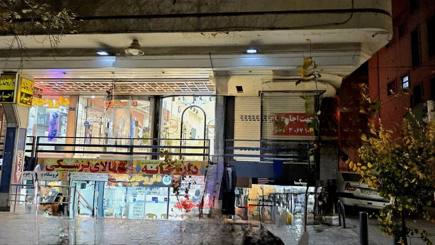 اجاره مغازه روبروی بیمارستان صدوقی|اجارهٔ مغازه و غرفه|اصفهان, رکن الدوله غربی|دیوار