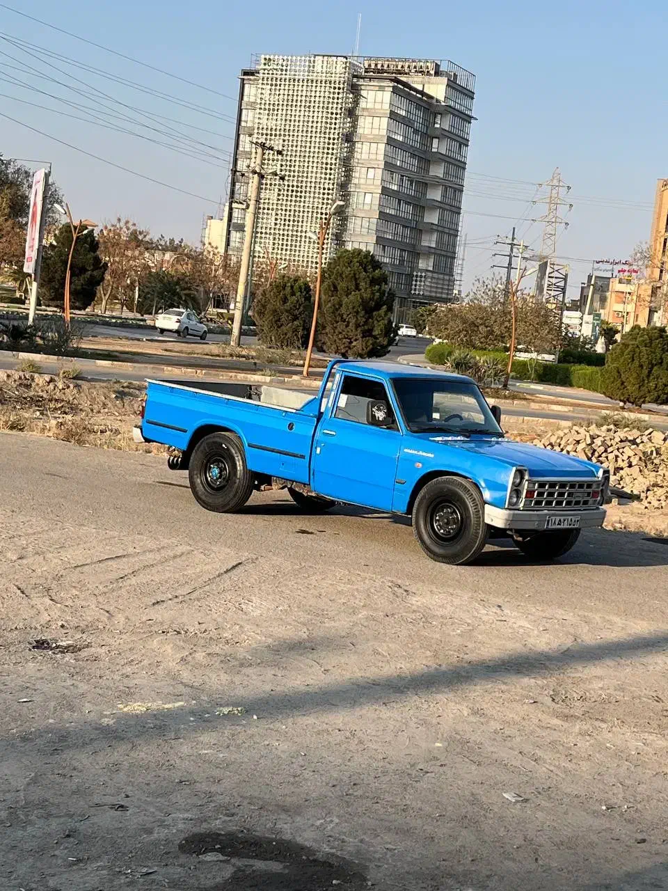 نیسان زامیاد مدل ۹۳ دوگانه|خودرو سواری و وانت|کاشان, دانش|دیوار