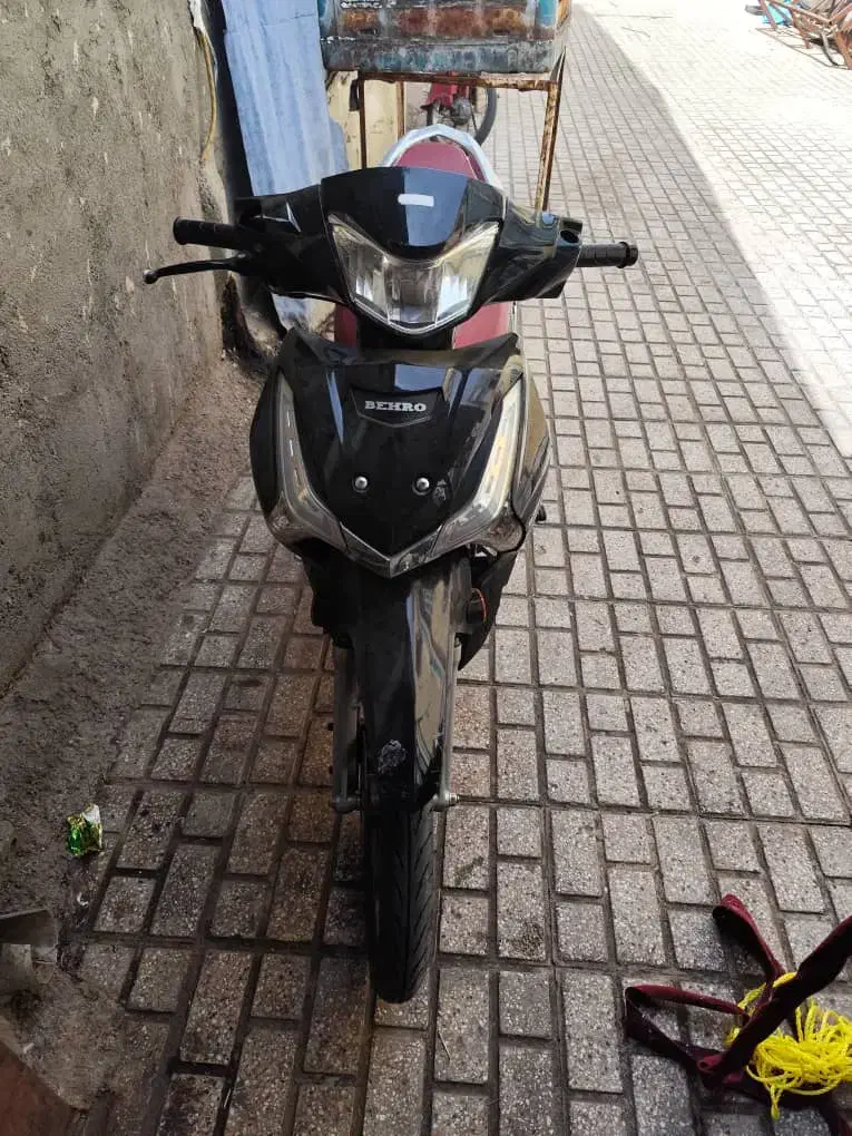موتور بی کلاج بهرو|موتورسیکلت|مشهد, رسالت|دیوار